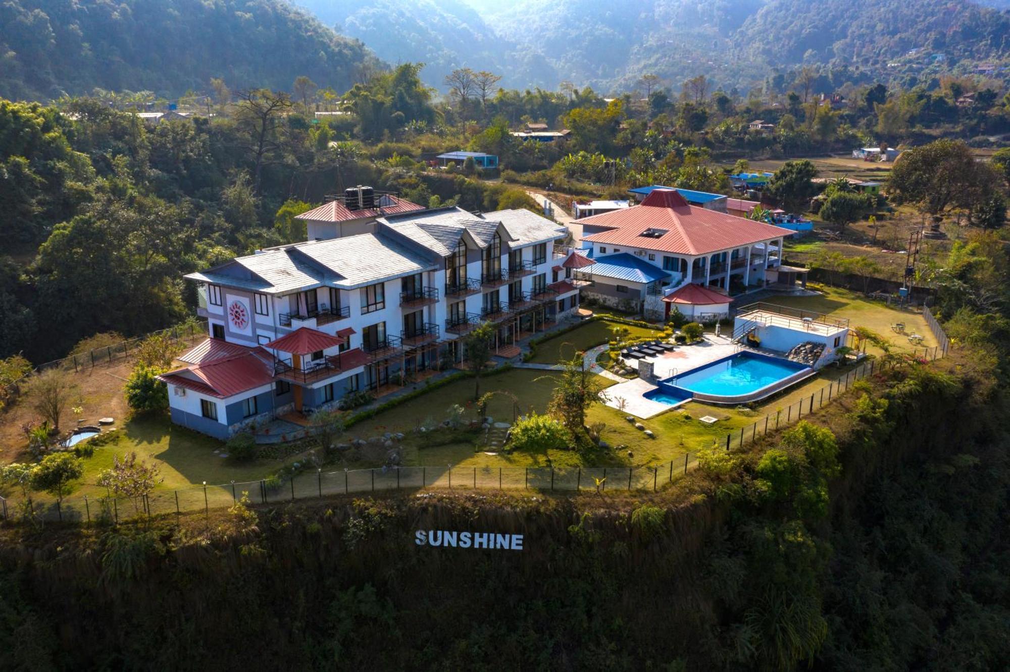 Sunshine Resort Pokhara Eksteriør billede